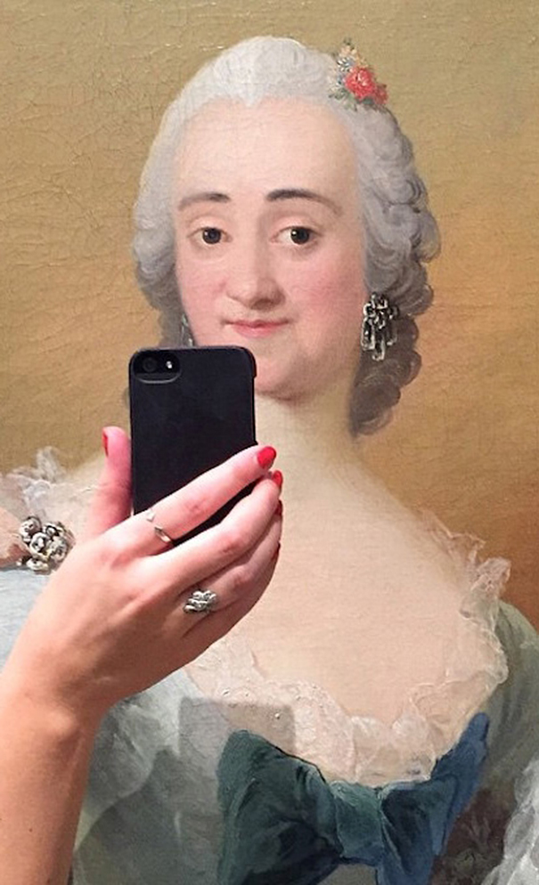 museum-historical-paintings-selfie-olivia-muus-2