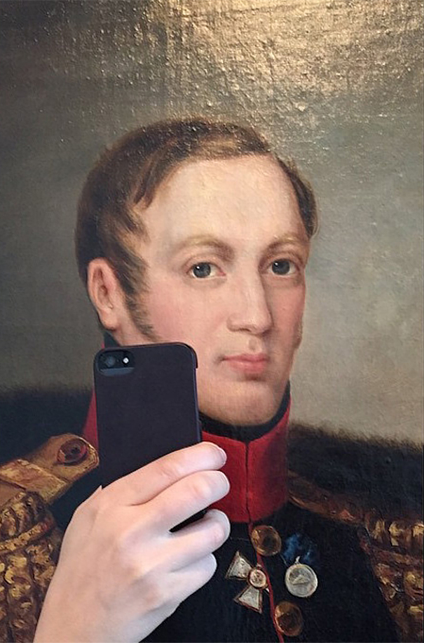 museum-historical-paintings-selfie-olivia-muus-4