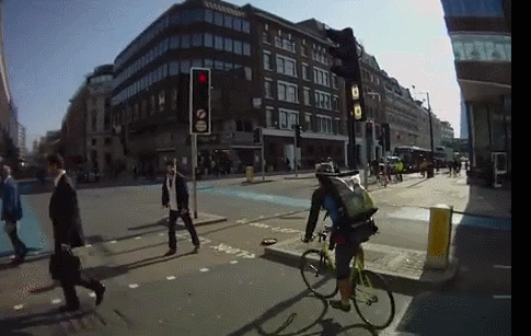 peaton vs ciclista