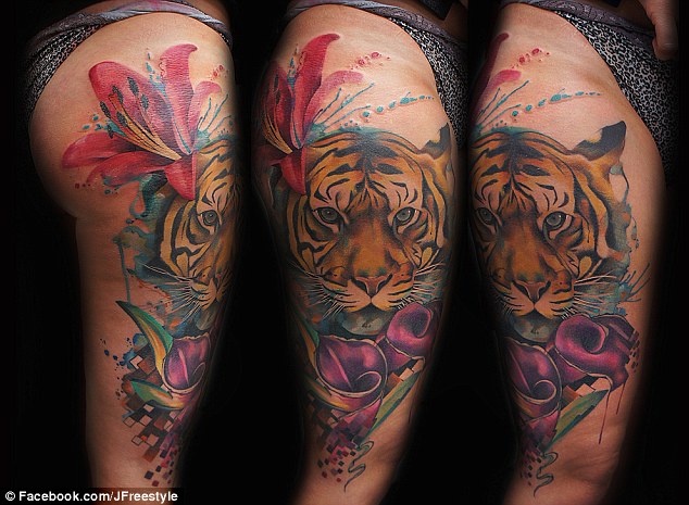 article-2636087-1E19575600000578-979_634x465